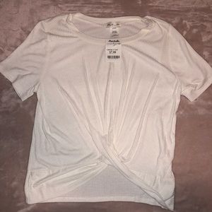 Cropped white T-shirt